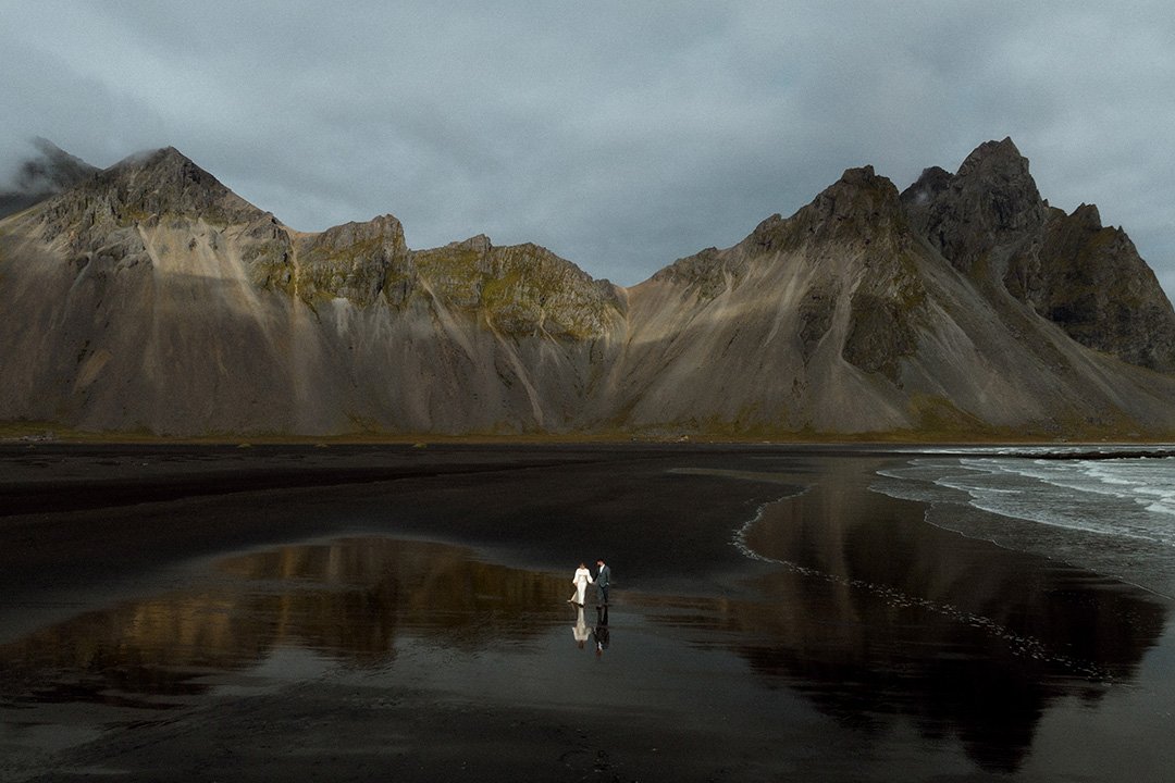 Reykjavík, Iceland Wedding Photographer - Ást og Hraun